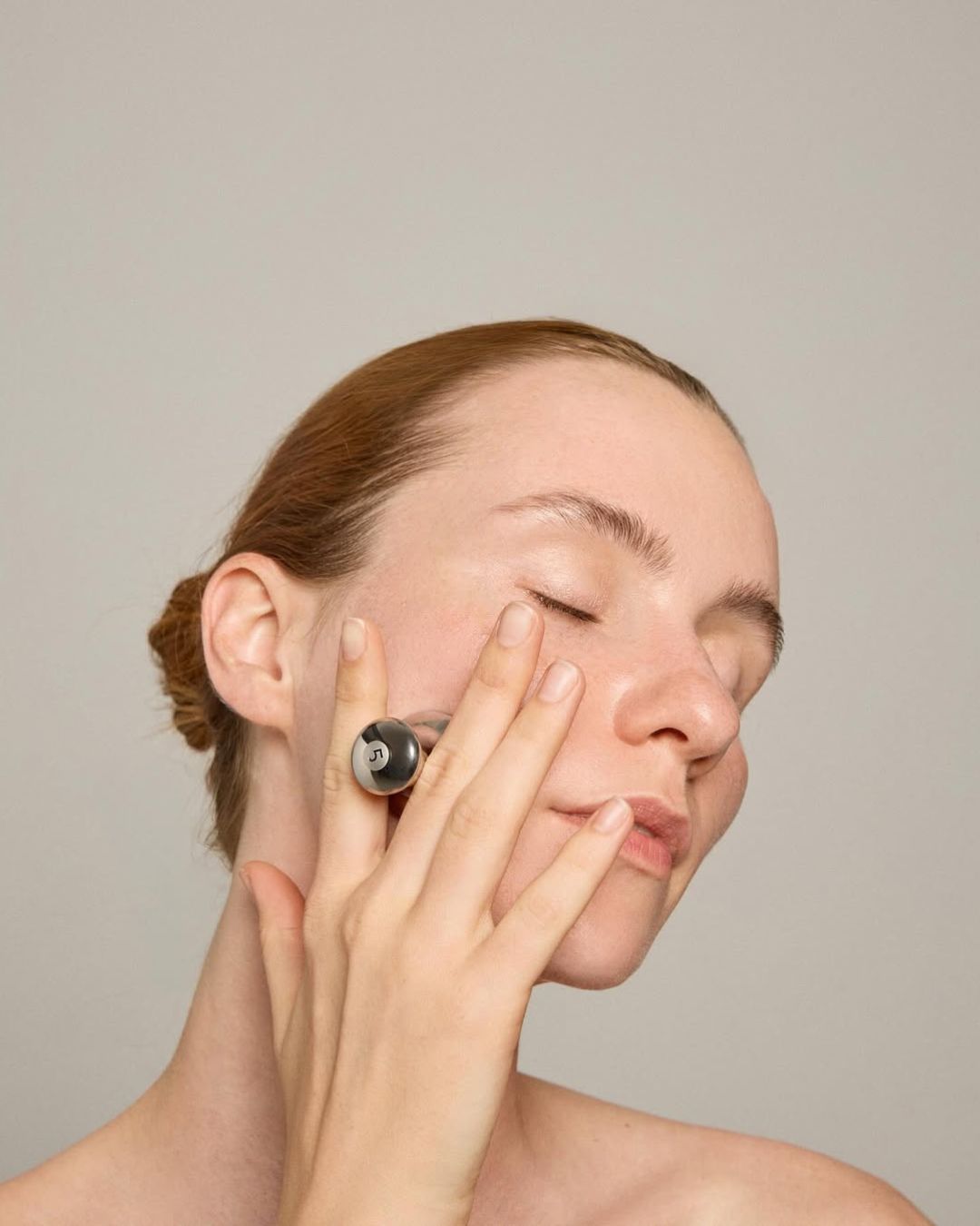 Future 5 Mushroom Gua Sha - Future Cosmetics The 5 Elements